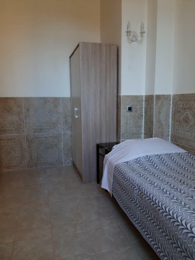 Hotel Neptune Cannes Exterior foto